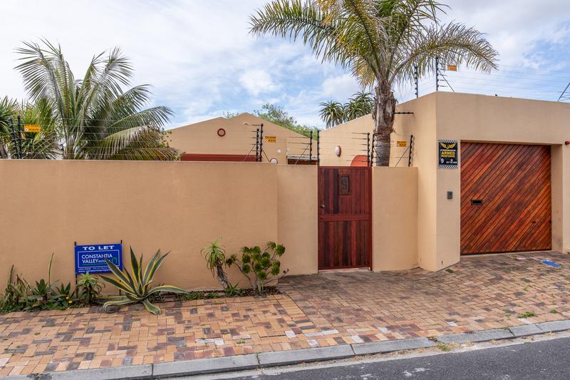 3 Bedroom Property for Sale in Kirstenhof Western Cape